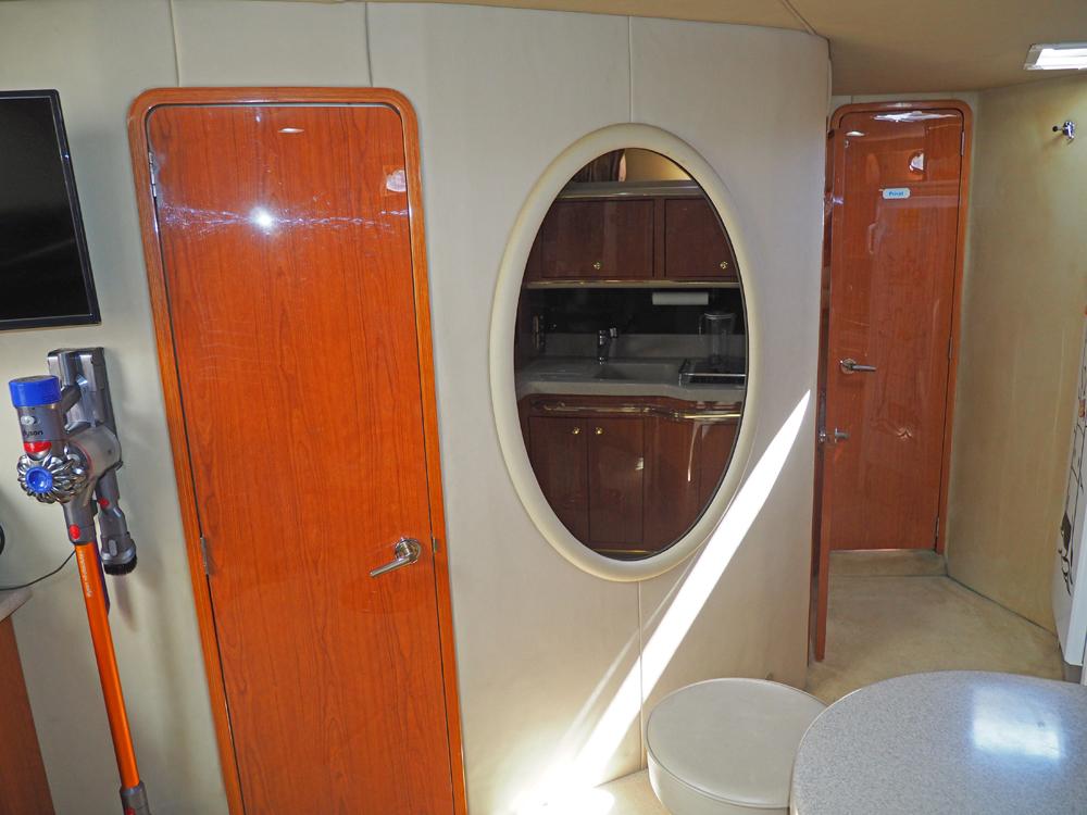 Salon, Innenausstattung